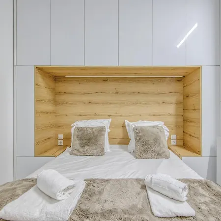 Cosy Centre *